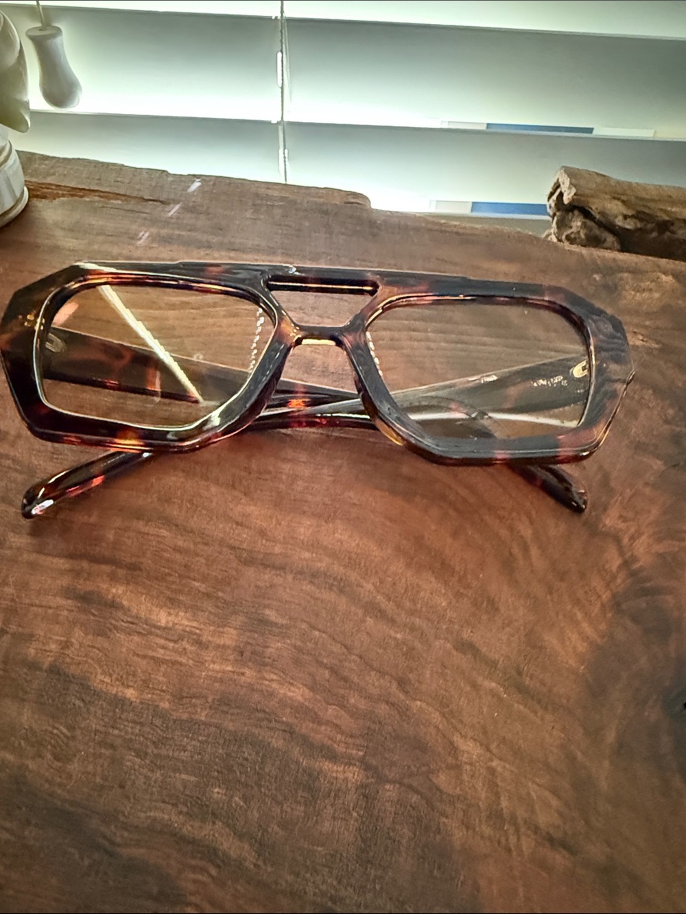 Tortoiseshell SUNGLASSES Geometric Glasses